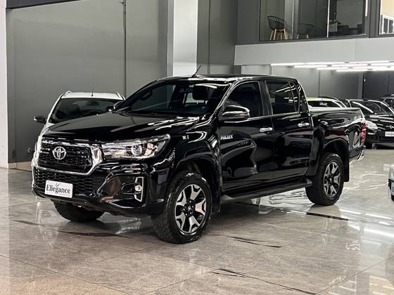 TOYOTA HILUX 2.8 SRX 4X4 CD 16V DIESEL 4P AUTOMÁTICO